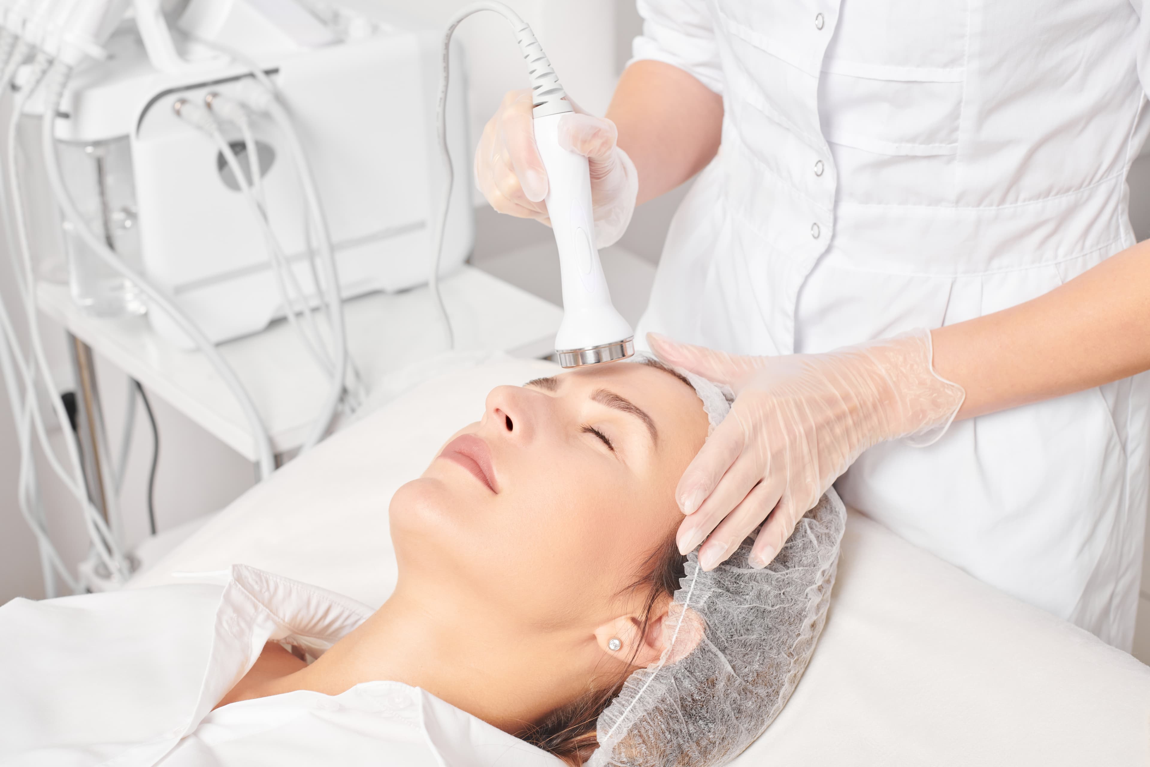 HIFU Skin Tightening